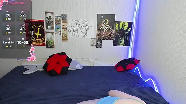 Cattie w  online show from December 18, 2025, 1:11 am