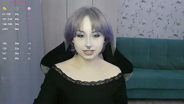 LeisaHopperstad online show from May 30, 2026, 12:57 pm