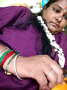 Snapshot of navyasree143 chatting on April 1, 2026, 12:28 pm navyasree143 online show from April 1, 2026, 12:28 pm