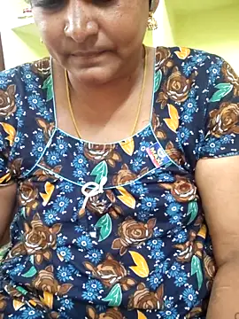 Snapshot of navyasree143 chatting on April 3, 2026, 5:49 am navyasree143 online show from April 3, 2026, 5:49 am