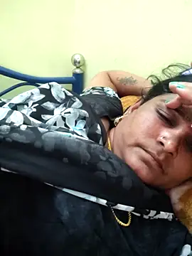 Snapshot of navyasree143 chatting on April 15, 2026, 10:11 am navyasree143 online show from April 15, 2026, 10:11 am