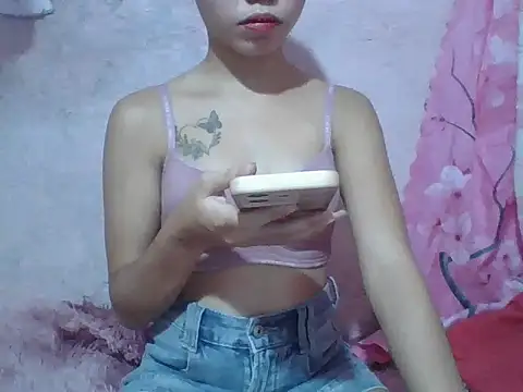 SweetPussie18x online show from May 28, 2026, 2:20 am