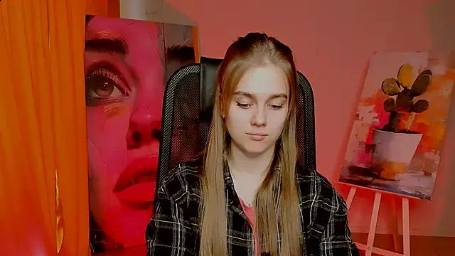 JuneWoods online show from April 16, 2026, 7:20 am