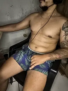 Snapshot of gtzmoreno chatting on February 16, 2026, 5:25 am gtzmoreno online show from February 16, 2026, 5:25 am