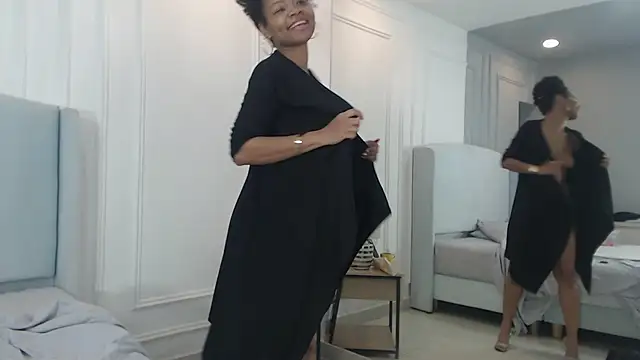 ChantalGarner online show from December 22, 2025, 1:30 pm