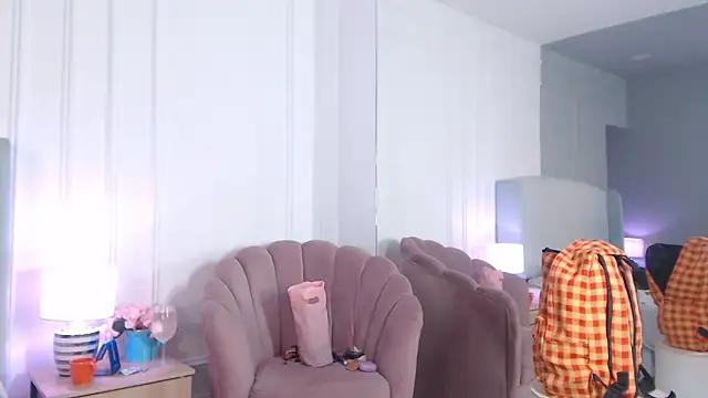 ChantalGarner online show from March 11, 2026, 1:39 pm