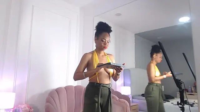 ChantalGarner online show from May 8, 2026, 1:49 pm