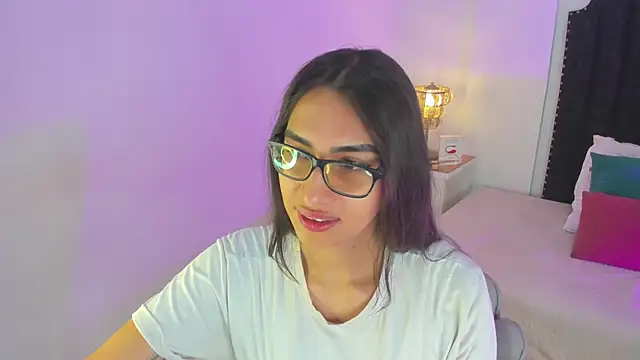 Snapshot of cherrylady_02 chatting on October 12, 2025, 12:04 pm cherrylady 02 online show from October 12, 2025, 12:04 pm