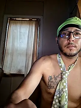 ThrowedWorldWide online show from November 22, 2025, 11:26 pm