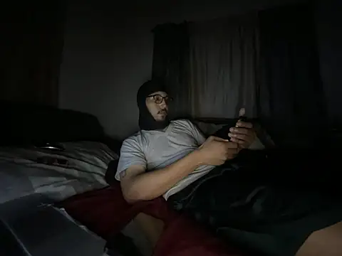 ThrowedWorldWide online show from April 14, 2026, 7:03 am