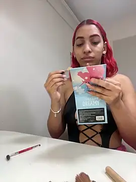 theladymonserrateshow online show from November 12, 2025, 11:54 am