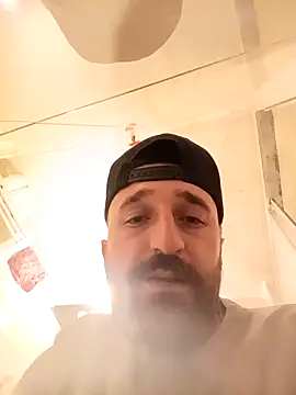 krerem online show from February 11, 2026, 12:32 pm