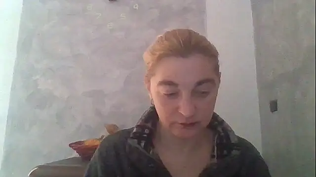 Snapshot of GoldenAngelMilf chatting on February 24, 2026, 12:03 pm GoldenAngelMilf online show from February 24, 2026, 12:03 pm