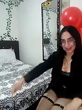 Snapshot of YaraDuartee chatting on February 22, 2026, 12:23 am YaraDuartee online show from February 22, 2026, 12:23 am