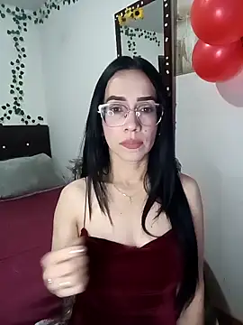 Snapshot of YaraDuartee chatting on February 25, 2026, 11:58 pm YaraDuartee online show from February 25, 2026, 11:58 pm