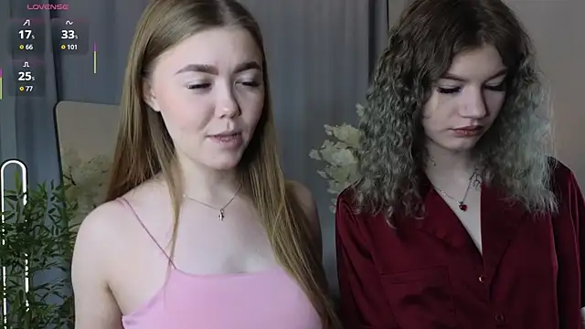 TwixieGuo online show from October 21, 2025, 4:35 am