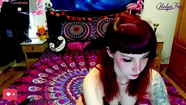 Snapshot of Gladyce_Foxy chatting on March 13, 2026, 3:29 pm Gladyce Foxy online show from March 13, 2026, 3:29 pm