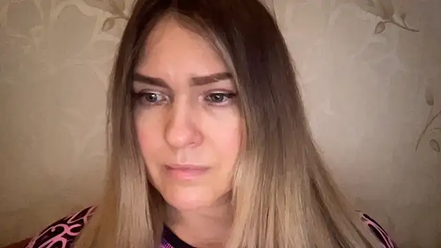 Snapshot of Milysoren chatting on February 4, 2026, 2:34 pm Milysoren online show from February 4, 2026, 2:34 pm