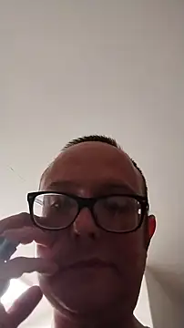 Snapshot of Hunglongny chatting on January 11, 2026, 3:00 am Hunglongny online show from January 11, 2026, 3:00 am