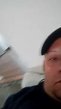 Snapshot of Hunglongny chatting on January 15, 2026, 10:02 pm Hunglongny online show from January 15, 2026, 10:02 pm