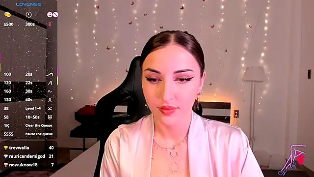 Snapshot of AmyVilvet_ chatting on November 9, 2025, 7:06 am AmyVilvet online show from November 9, 2025, 7:06 am