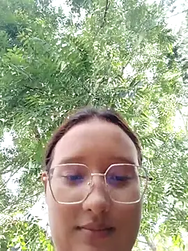 Snapshot of young_dairy01 chatting on November 26, 2025, 11:55 am young dairy01 online show from November 26, 2025, 11:55 am