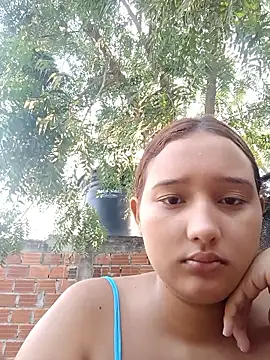 Snapshot of young_dairy01 chatting on February 9, 2026, 12:31 pm young dairy01 online show from February 9, 2026, 12:31 pm