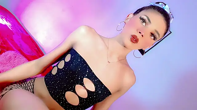 Snapshot of latina_dollsex chatting on October 24, 2025, 5:04 am latina dollsex online show from October 24, 2025, 5:04 am