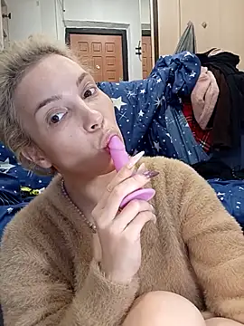 Conny Shellie online show from November 22, 2025, 11:59 pm