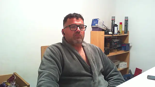 morenet festero online show from May 7, 2026, 1:55 am