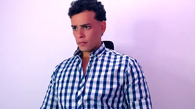 DominicBlazze online show from October 10, 2025, 7:13 pm