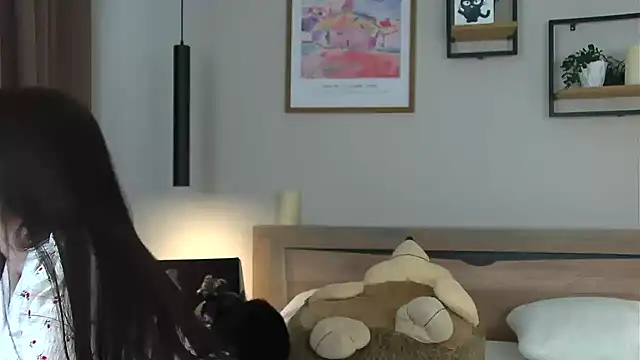 AnaMoonlight online show from April 23, 2026, 12:51 pm