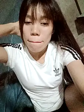 nhinhi-sexy online show from November 8, 2025, 12:38 pm