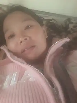 Snapshot of bree-zz chatting on November 7, 2025, 2:44 am bree-zz online show from November 7, 2025, 2:44 am