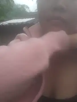 Snapshot of bree-zz chatting on November 11, 2025, 11:49 pm bree-zz online show from November 11, 2025, 11:49 pm