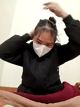 Snapshot of bree-zz chatting on November 30, 2025, 11:09 pm bree-zz online show from November 30, 2025, 11:09 pm