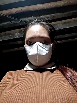 Snapshot of bree-zz chatting on December 16, 2025, 11:21 pm bree-zz online show from December 16, 2025, 11:21 pm