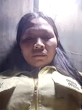 Snapshot of bree-zz chatting on February 19, 2026, 1:18 pm bree-zz online show from February 19, 2026, 1:18 pm