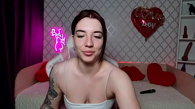 Curious Lily online show from March 13, 2026, 11:55 pm