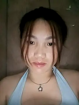 min-xinh online show from October 23, 2025, 5:01 pm