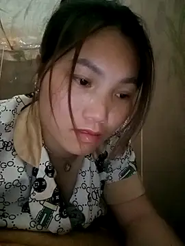 min-xinh online show from November 11, 2025, 8:58 am