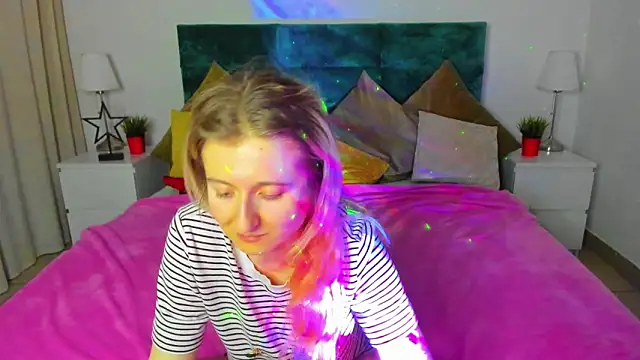 CamillaDreamer online show from March 14, 2026, 8:03 pm