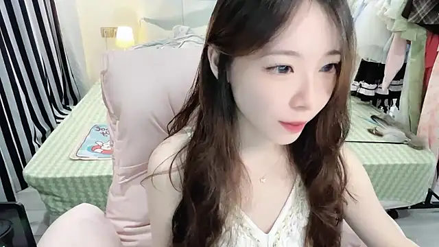 Gardenia-222 online show from May 6, 2026, 2:44 pm