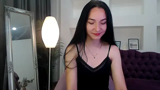 Snapshot of Emilly__Grey chatting on July 14, 2026, 6:13 pm Emilly Grey online show from July 14, 2026, 6:13 pm