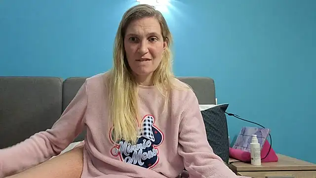 linterditehot online show from October 30, 2025, 7:03 pm