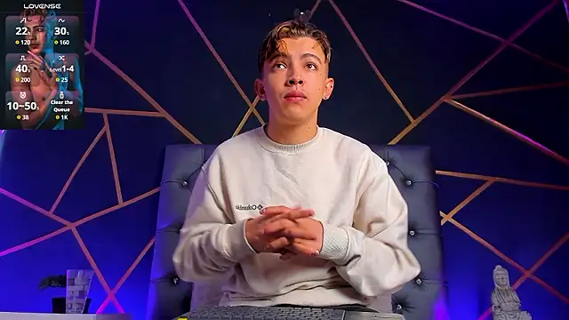 Lian Miller1  online show from February 7, 2026, 12:42 pm