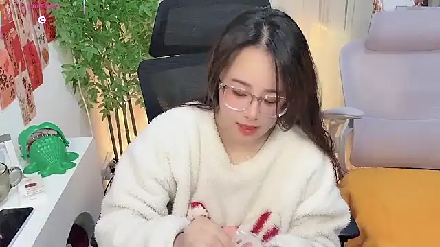 NEWONETO online show from January 8, 2026, 2:30 pm