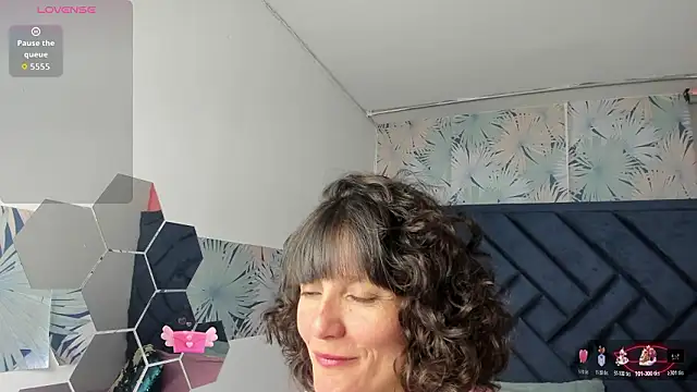 Valery More   online show from February 20, 2026, 1:11 pm