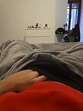 hungboy94 online show from February 14, 2026, 3:53 pm