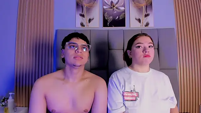 Kandyfrees  online show from December 18, 2025, 11:27 am